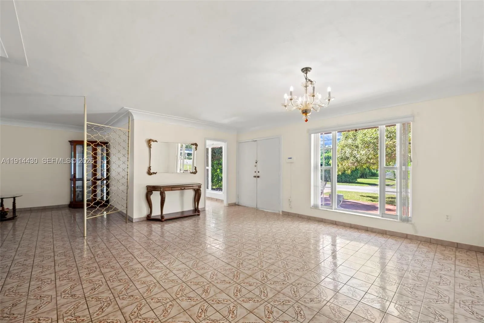 700 Ne 118th St, Biscayne Park, Florida 33161, Biscayne Park, Florida 33161, 3 Bedrooms Bedrooms, ,2 BathroomsBathrooms,Residential,For Sale,700 Ne 118th St, Biscayne Park, Florida 33161,A11914430