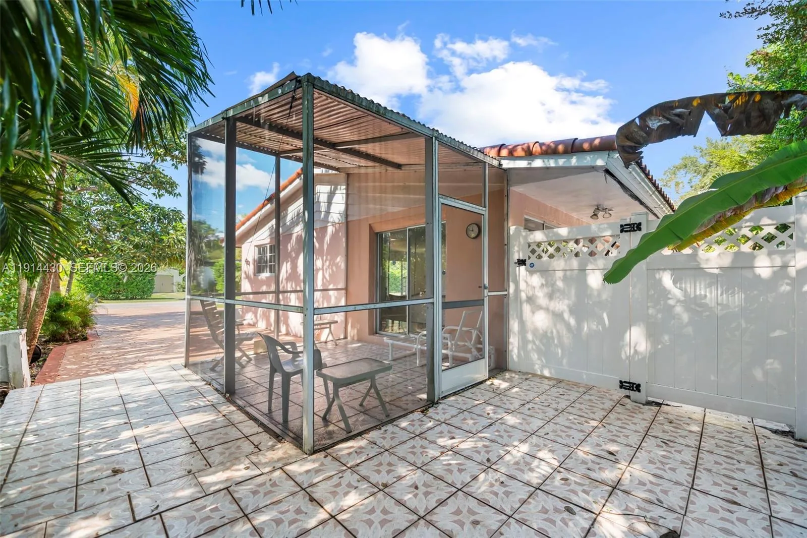 700 Ne 118th St, Biscayne Park, Florida 33161, Biscayne Park, Florida 33161, 3 Bedrooms Bedrooms, ,2 BathroomsBathrooms,Residential,For Sale,700 Ne 118th St, Biscayne Park, Florida 33161,A11914430