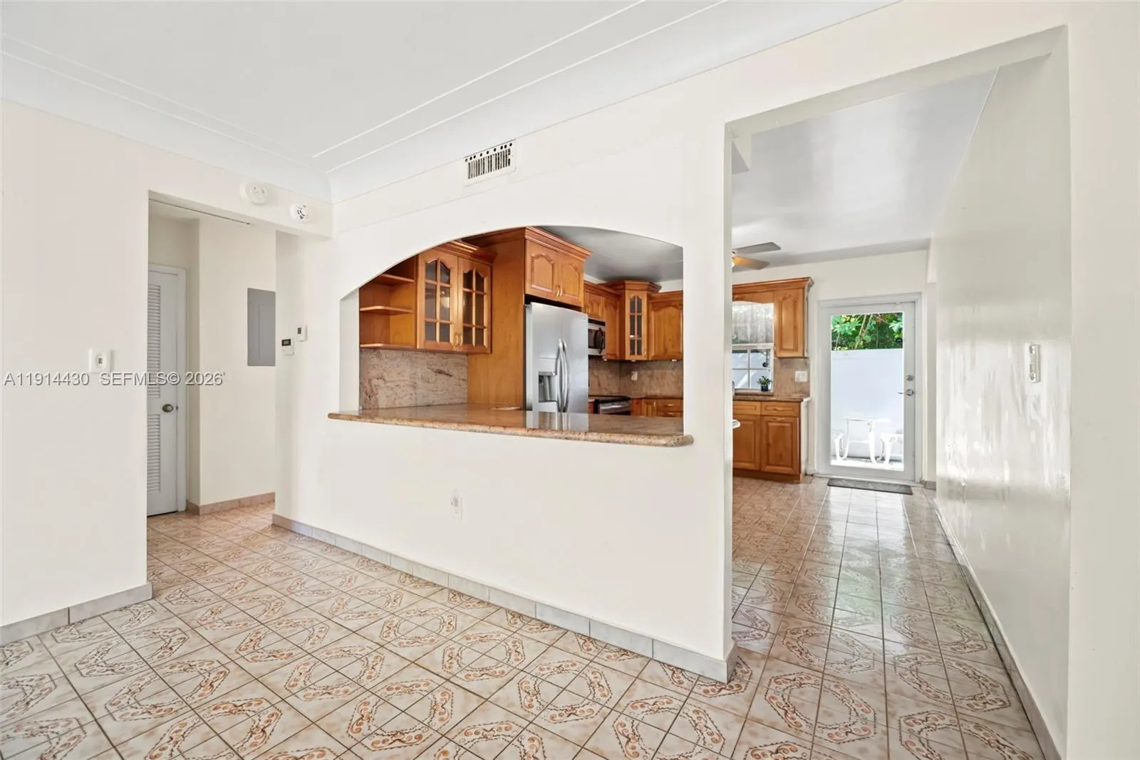 700 Ne 118th St, Biscayne Park, Florida 33161, Biscayne Park, Florida 33161, 3 Bedrooms Bedrooms, ,2 BathroomsBathrooms,Residential,For Sale,700 Ne 118th St, Biscayne Park, Florida 33161,A11914430