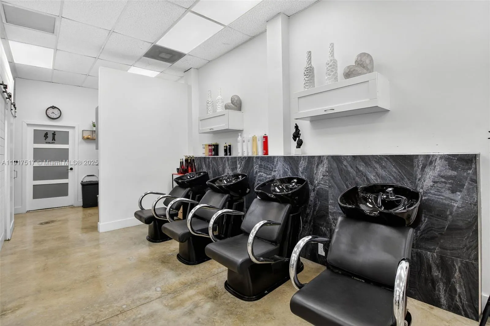Profitable And Beautiful Beauty Salon For Sale On, Miami, Florida 33175, ,Business Opportunity,For Sale,Profitable And Beautiful Beauty Salon For Sale On ,A11917517