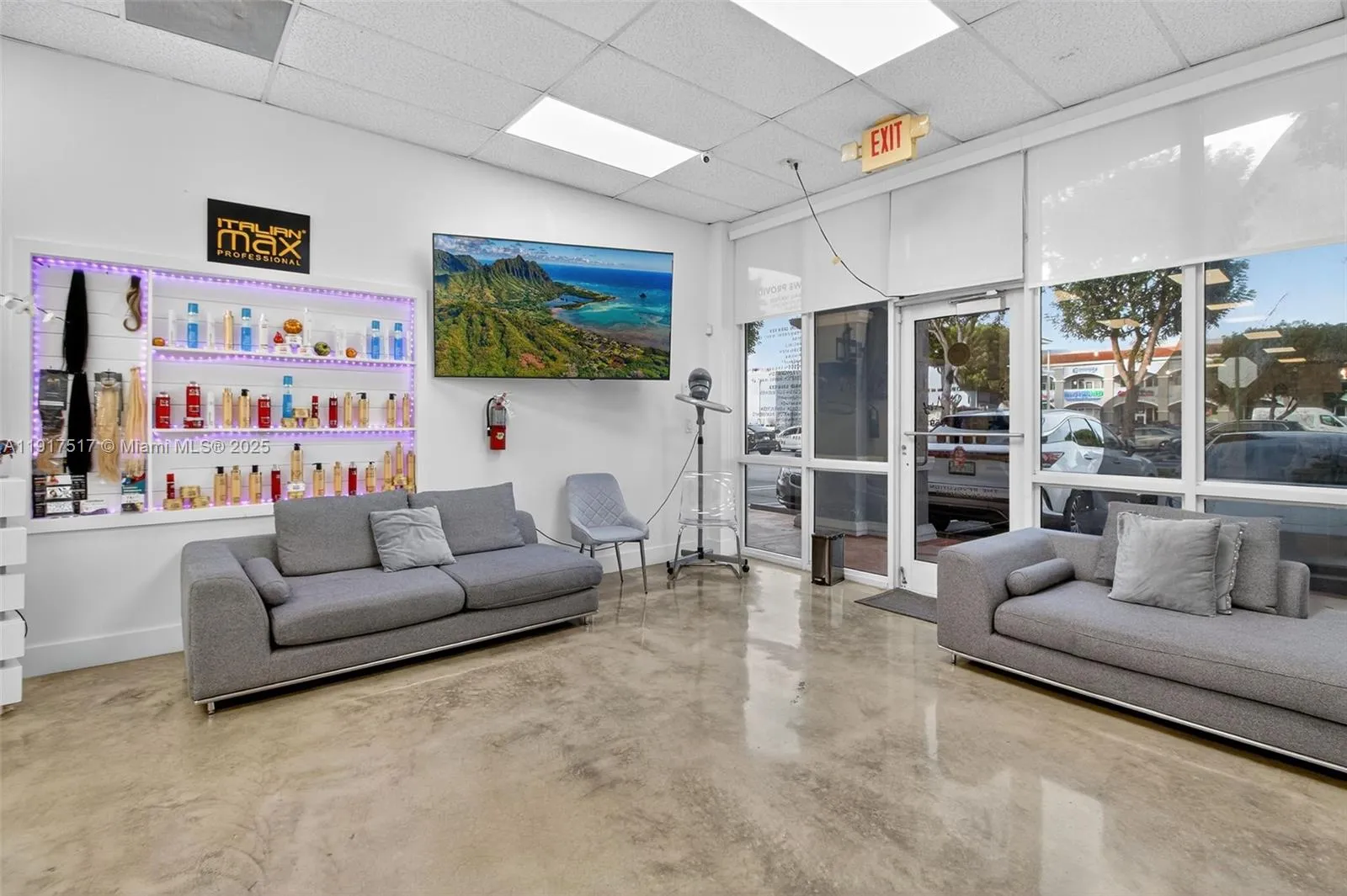 Profitable And Beautiful Beauty Salon For Sale On, Miami, Florida 33175, ,Business Opportunity,For Sale,Profitable And Beautiful Beauty Salon For Sale On ,A11917517