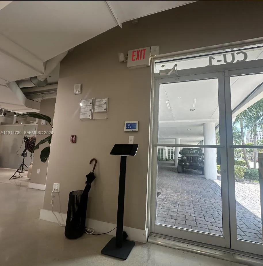 1627 Sw 37th Ave Cu-1, Miami, Florida 33145, Miami, Florida 33145, ,Commercial Sale,For Sale,1627 Sw 37th Ave Cu-1, Miami, Florida 33145,A11914730