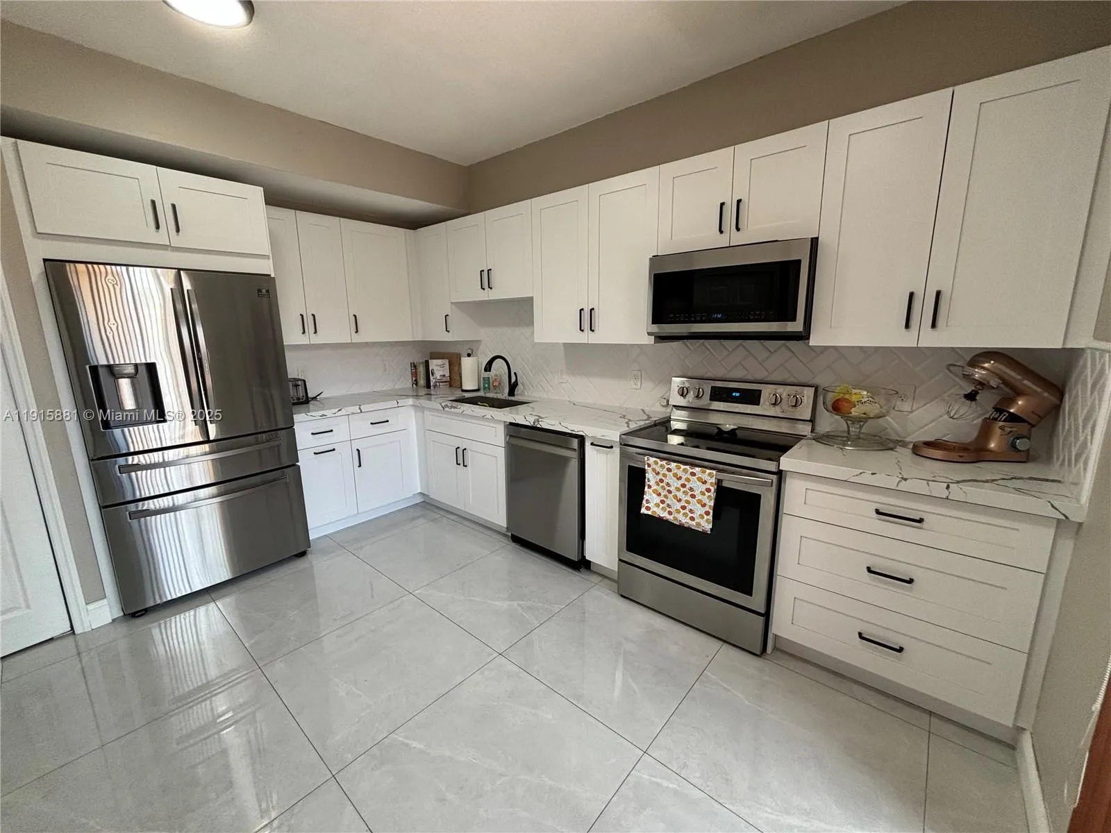 8451 Nw 138th St 2301, Miami Lakes, Florida 33016, Miami Lakes, Florida 33016, 4 Bedrooms Bedrooms, ,3 BathroomsBathrooms,Residential,For Sale,8451 Nw 138th St 2301, Miami Lakes, Florida 33016,A11915881