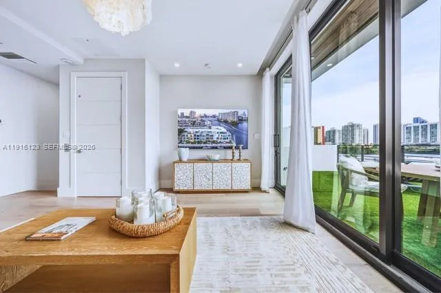 4098 Ne 167 St 9, North Miami Beach, Florida 33160, North Miami Beach, Florida 33160, 4 Bedrooms Bedrooms, ,4 BathroomsBathrooms,Residential,For Sale,4098 Ne 167 St 9, North Miami Beach, Florida 33160,A11916123