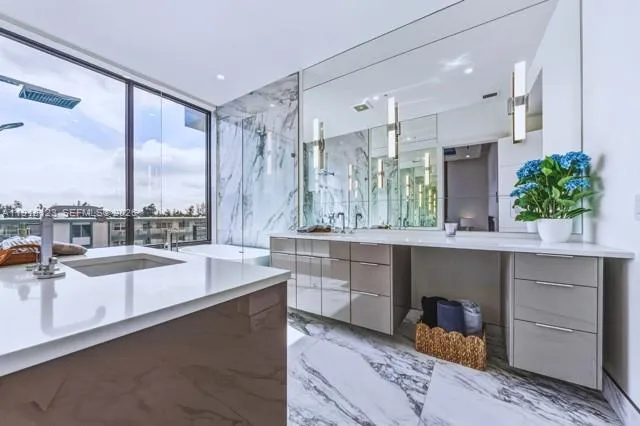 4098 Ne 167 St 9, North Miami Beach, Florida 33160, North Miami Beach, Florida 33160, 4 Bedrooms Bedrooms, ,4 BathroomsBathrooms,Residential,For Sale,4098 Ne 167 St 9, North Miami Beach, Florida 33160,A11916123