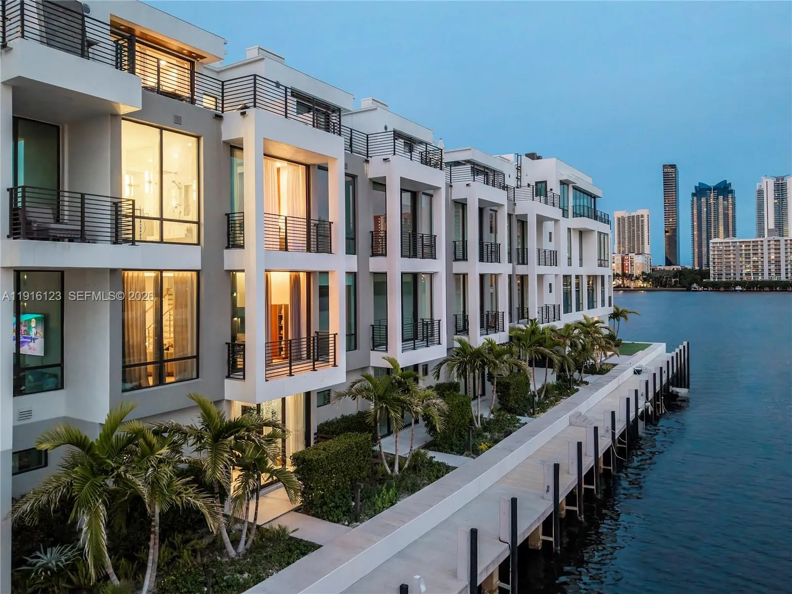 4098 Ne 167 St 9, North Miami Beach, Florida 33160, North Miami Beach, Florida 33160, 4 Bedrooms Bedrooms, ,4 BathroomsBathrooms,Residential,For Sale,4098 Ne 167 St 9, North Miami Beach, Florida 33160,A11916123