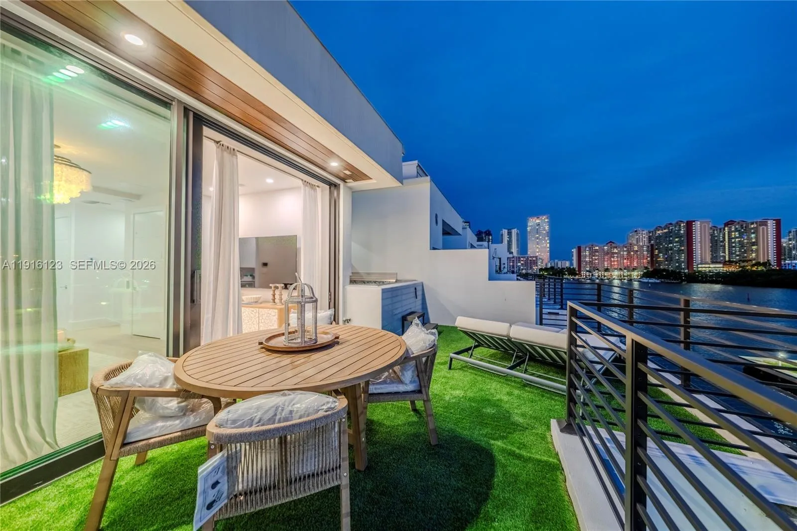 4098 Ne 167 St 9, North Miami Beach, Florida 33160, North Miami Beach, Florida 33160, 4 Bedrooms Bedrooms, ,4 BathroomsBathrooms,Residential,For Sale,4098 Ne 167 St 9, North Miami Beach, Florida 33160,A11916123