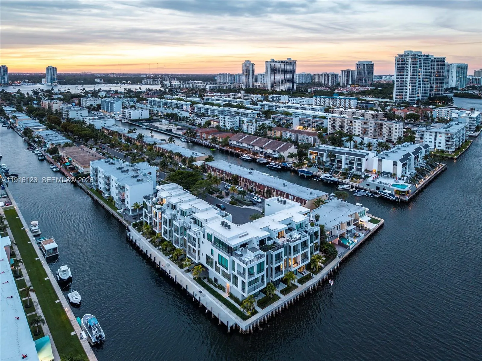 4098 Ne 167 St 9, North Miami Beach, Florida 33160, North Miami Beach, Florida 33160, 4 Bedrooms Bedrooms, ,4 BathroomsBathrooms,Residential,For Sale,4098 Ne 167 St 9, North Miami Beach, Florida 33160,A11916123