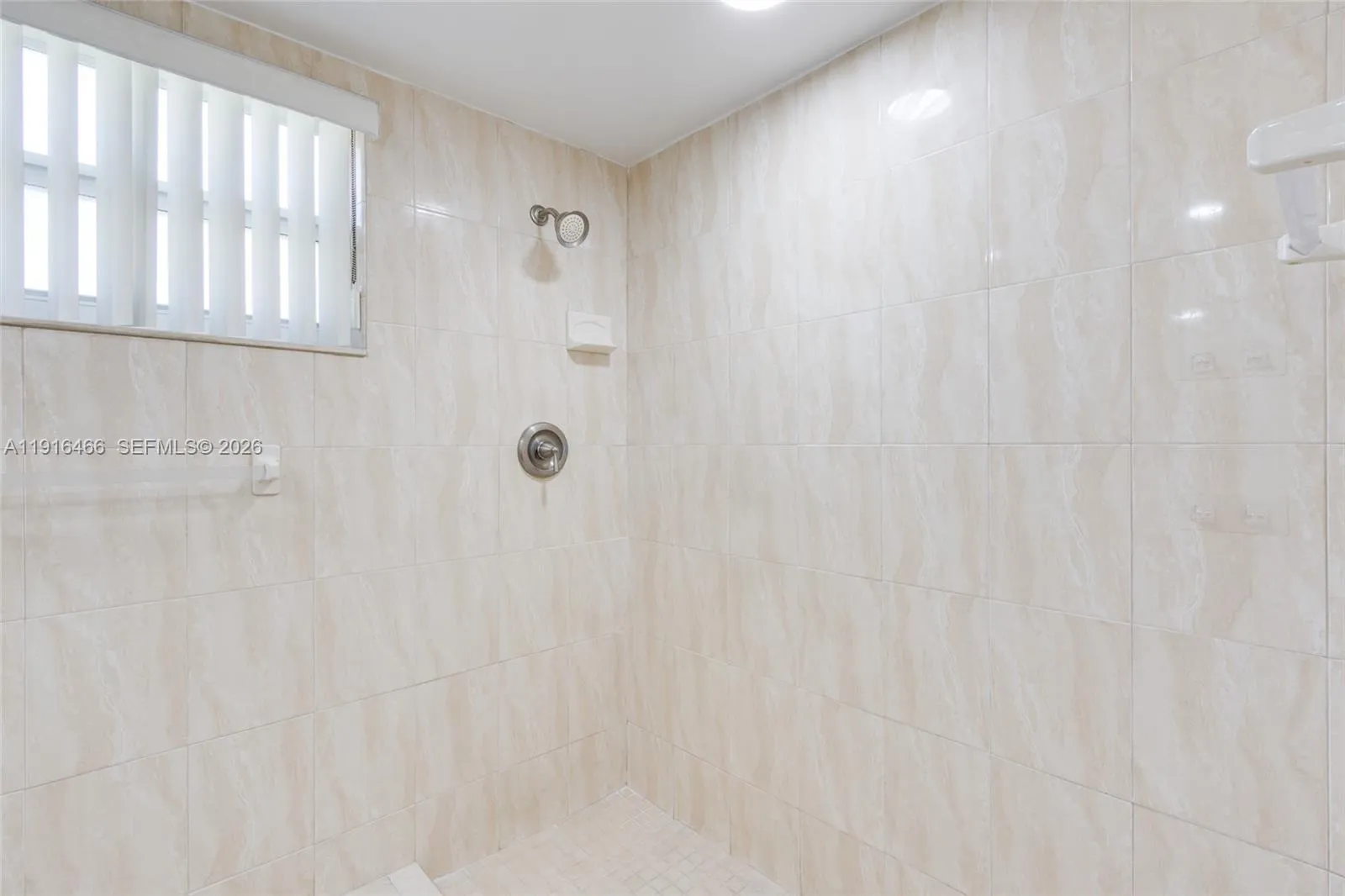 5425 Madison St, Hollywood, Florida 33021, Hollywood, Florida 33021, 3 Bedrooms Bedrooms, ,2 BathroomsBathrooms,Residential,For Sale,5425 Madison St, Hollywood, Florida 33021,A11916466