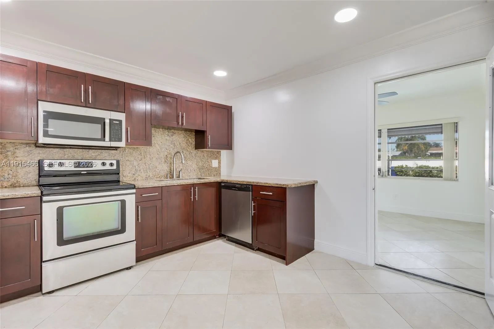 5425 Madison St, Hollywood, Florida 33021, Hollywood, Florida 33021, 3 Bedrooms Bedrooms, ,2 BathroomsBathrooms,Residential,For Sale,5425 Madison St, Hollywood, Florida 33021,A11916466