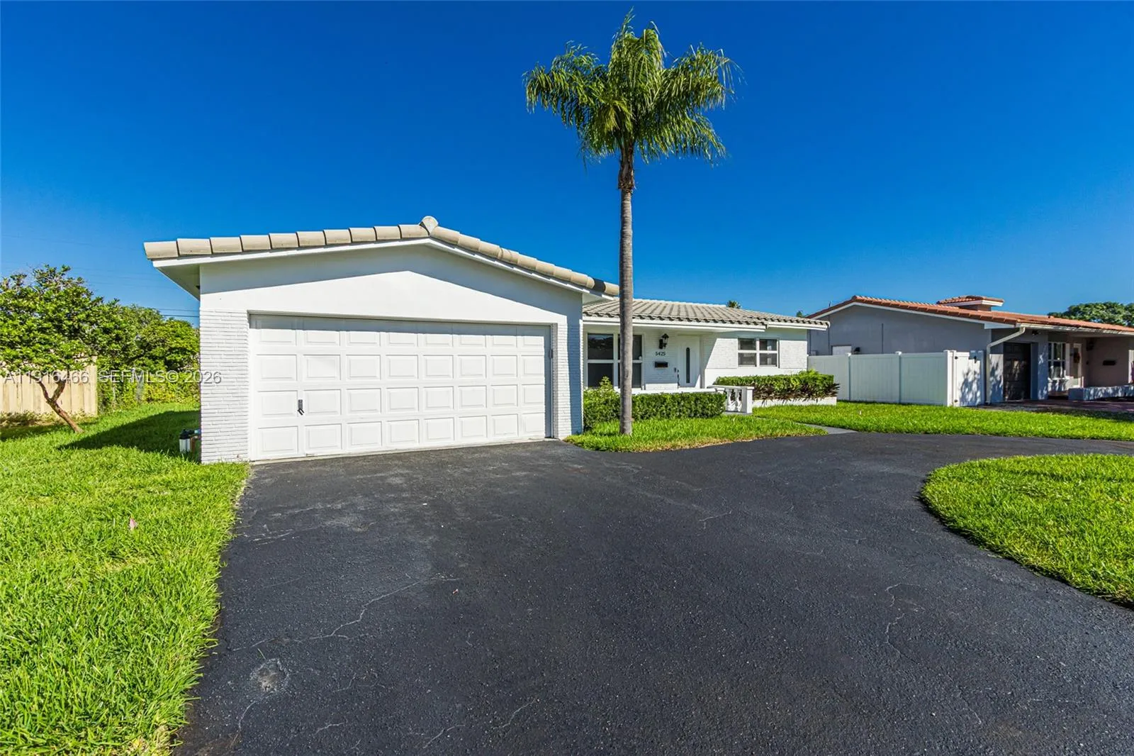 5425 Madison St, Hollywood, Florida 33021, Hollywood, Florida 33021, 3 Bedrooms Bedrooms, ,2 BathroomsBathrooms,Residential,For Sale,5425 Madison St, Hollywood, Florida 33021,A11916466