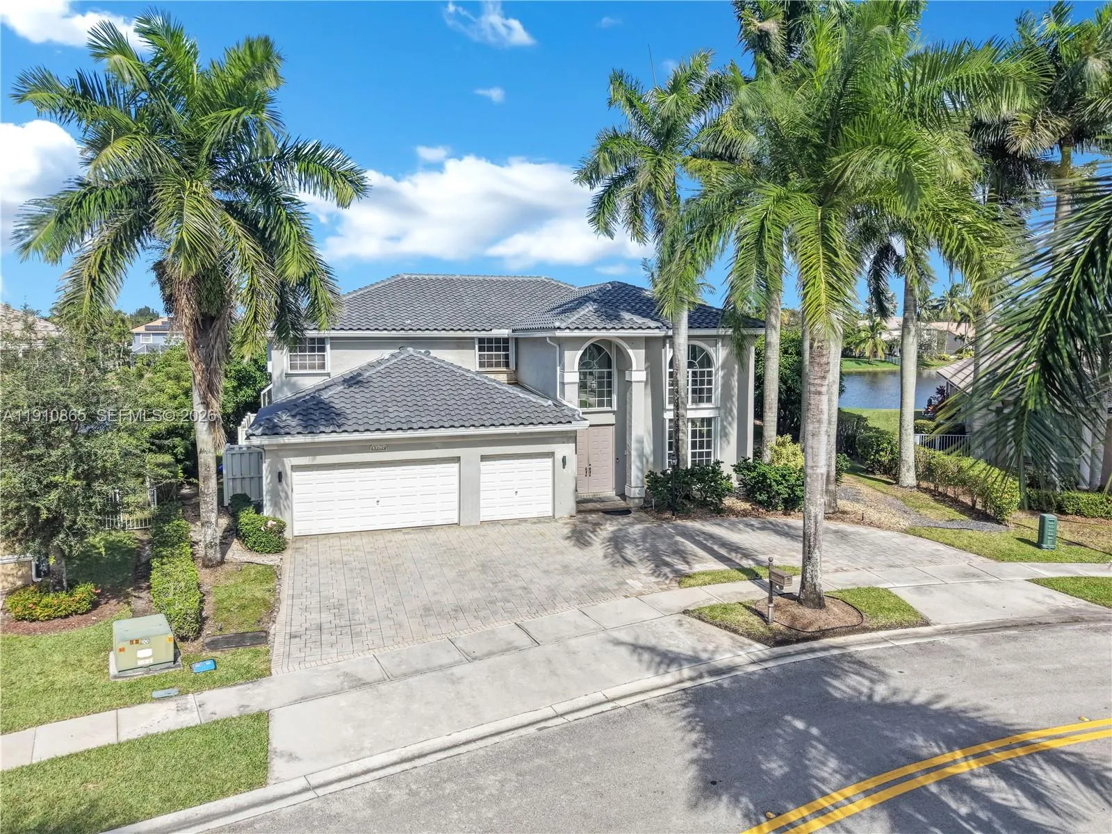 13787 Nw 19th Ct, Pembroke Pines, Florida 33028, Pembroke Pines, Florida 33028, 4 Bedrooms Bedrooms, ,3 BathroomsBathrooms,Residential,For Sale,13787 Nw 19th Ct, Pembroke Pines, Florida 33028,A11910865