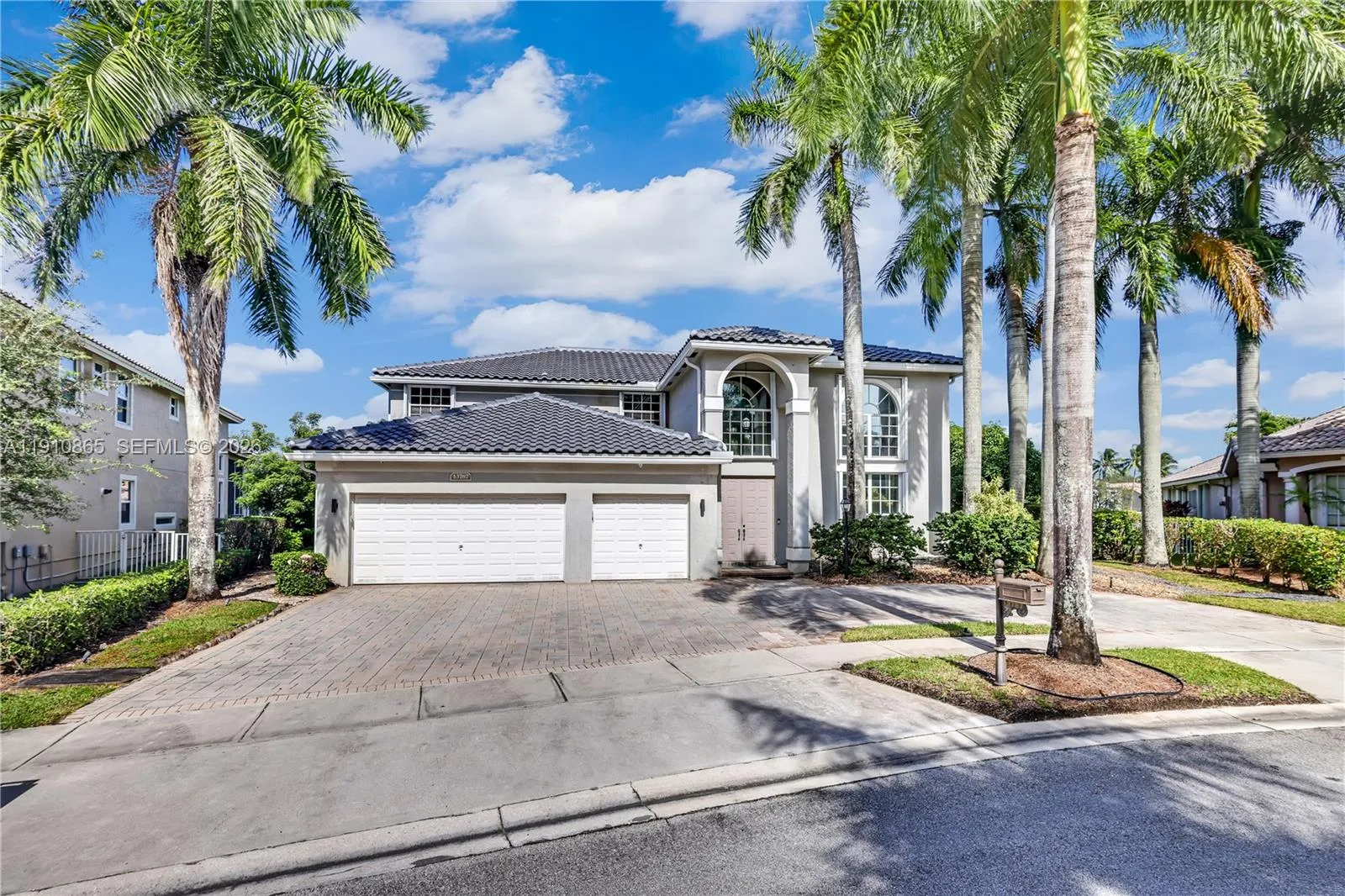 13787 Nw 19th Ct, Pembroke Pines, Florida 33028, Pembroke Pines, Florida 33028, 4 Bedrooms Bedrooms, ,3 BathroomsBathrooms,Residential,For Sale,13787 Nw 19th Ct, Pembroke Pines, Florida 33028,A11910865