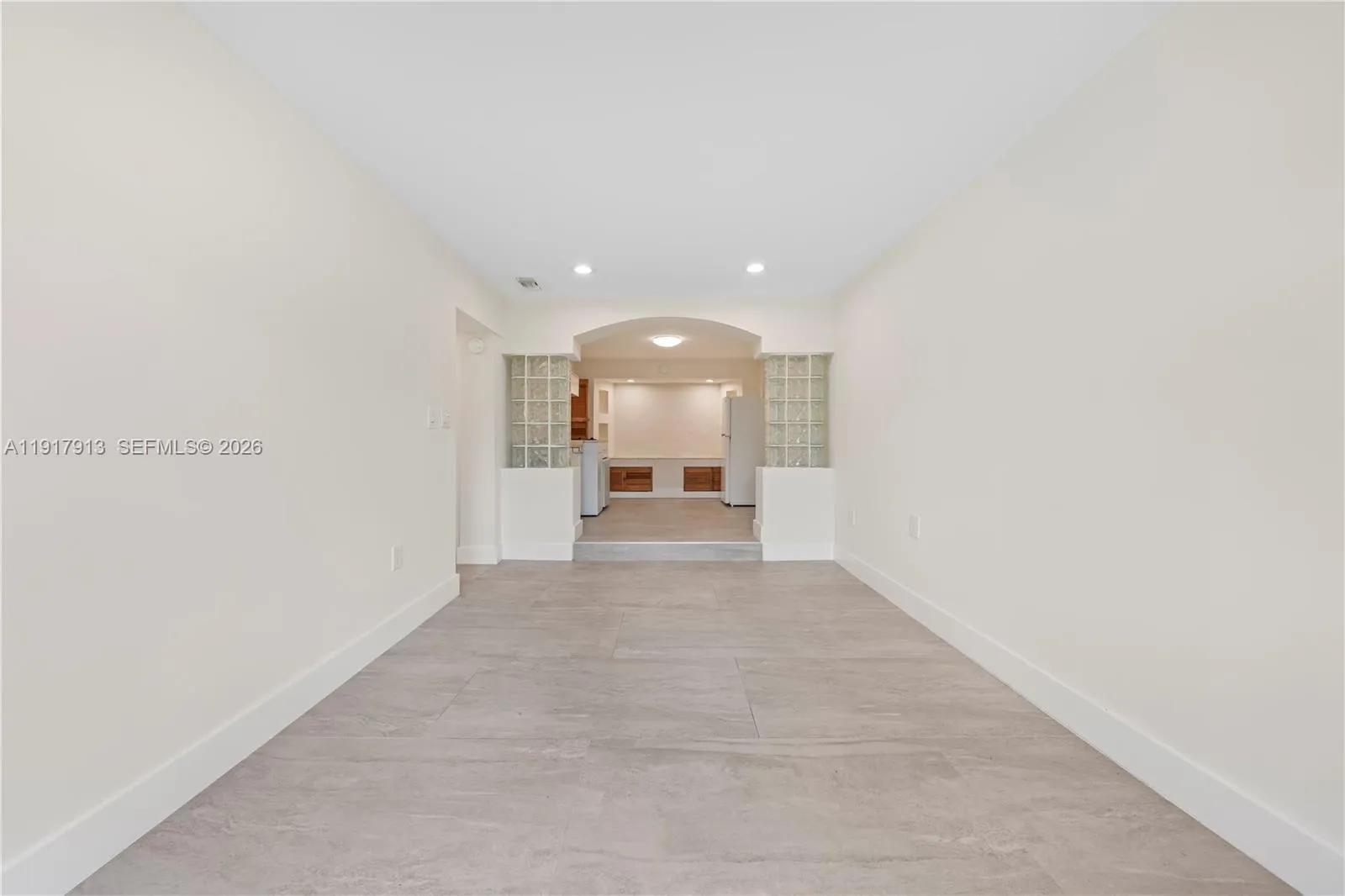 161 Sw 52nd Ct 161, Miami, Florida 33134, Miami, Florida 33134, 1 Bedroom Bedrooms, ,1 BathroomBathrooms,Residential Lease,For Rent,161 Sw 52nd Ct 161, Miami, Florida 33134,A11917913