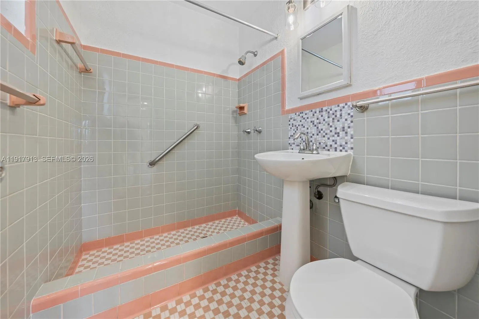 161 Sw 52nd Ct 161, Miami, Florida 33134, Miami, Florida 33134, 1 Bedroom Bedrooms, ,1 BathroomBathrooms,Residential Lease,For Rent,161 Sw 52nd Ct 161, Miami, Florida 33134,A11917913