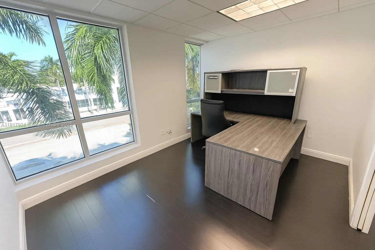 1000 5th St 303, Miami Beach, Florida 33139, Miami Beach, Florida 33139, ,Commercial Lease,For Rent,1000 5th St 303, Miami Beach, Florida 33139,A11917924