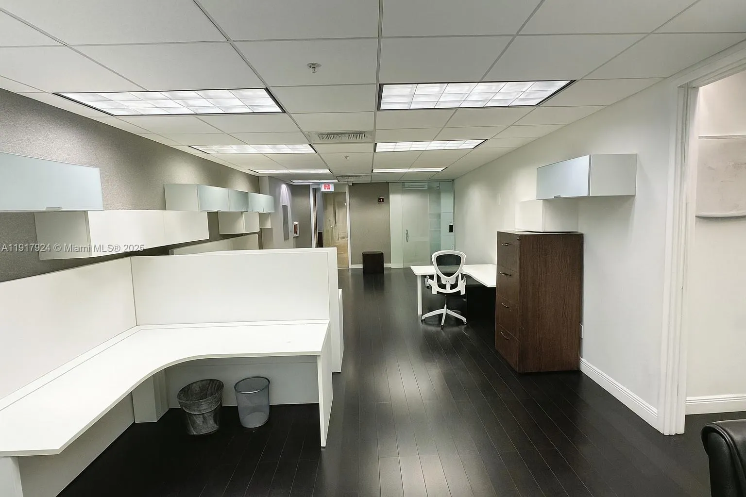 1000 5th St 303, Miami Beach, Florida 33139, Miami Beach, Florida 33139, ,Commercial Lease,For Rent,1000 5th St 303, Miami Beach, Florida 33139,A11917924