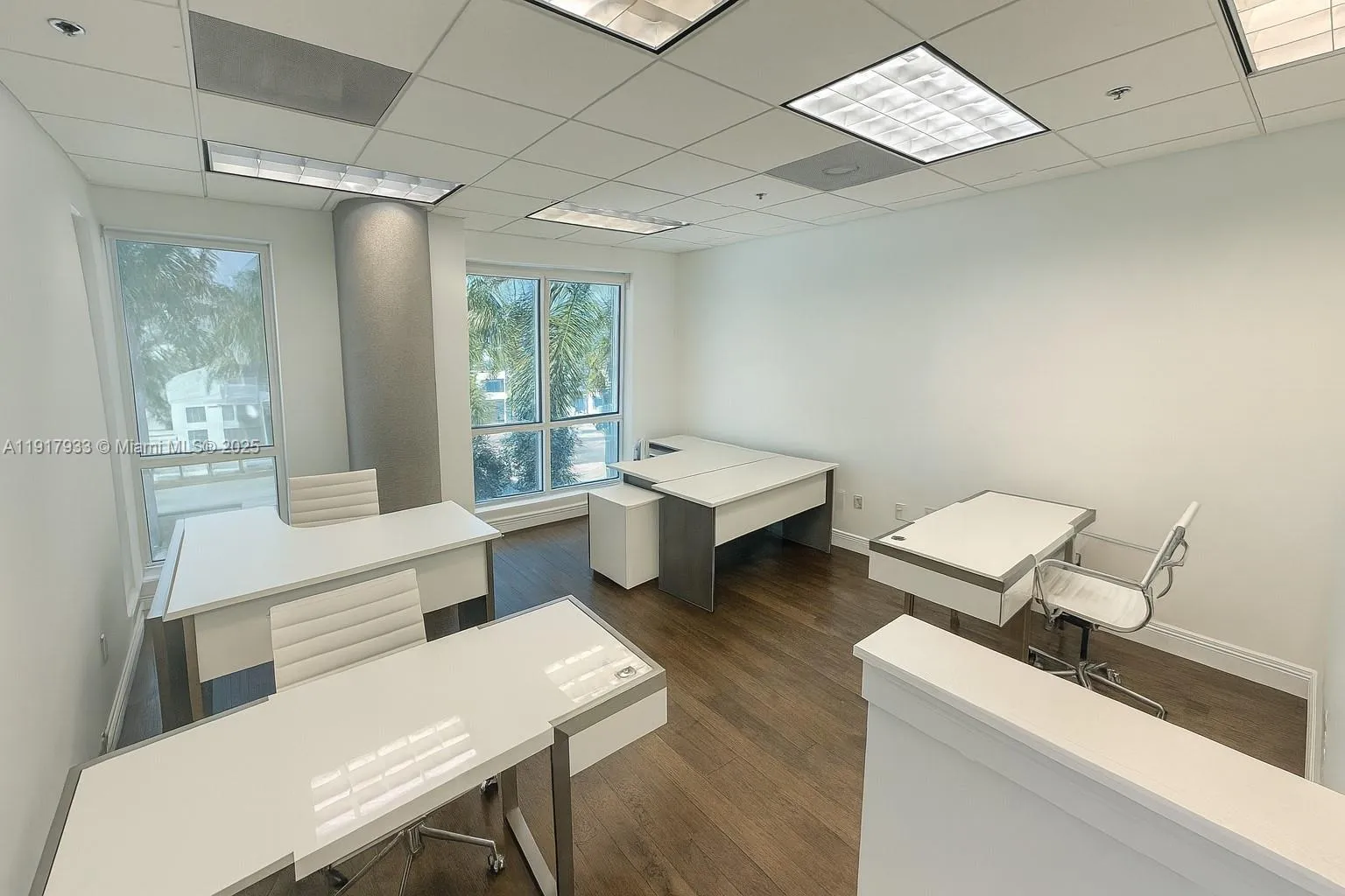 1000 5th St 304, Miami Beach, Florida 33139, Miami Beach, Florida 33139, ,Commercial Lease,For Rent,1000 5th St 304, Miami Beach, Florida 33139,A11917933