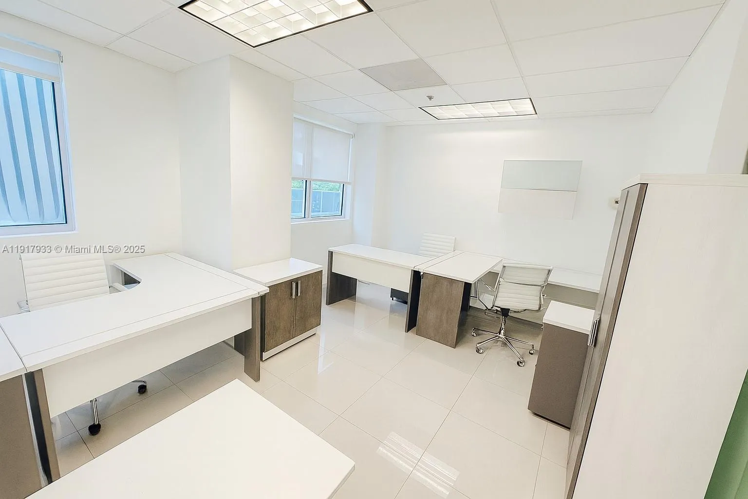 1000 5th St 304, Miami Beach, Florida 33139, Miami Beach, Florida 33139, ,Commercial Lease,For Rent,1000 5th St 304, Miami Beach, Florida 33139,A11917933