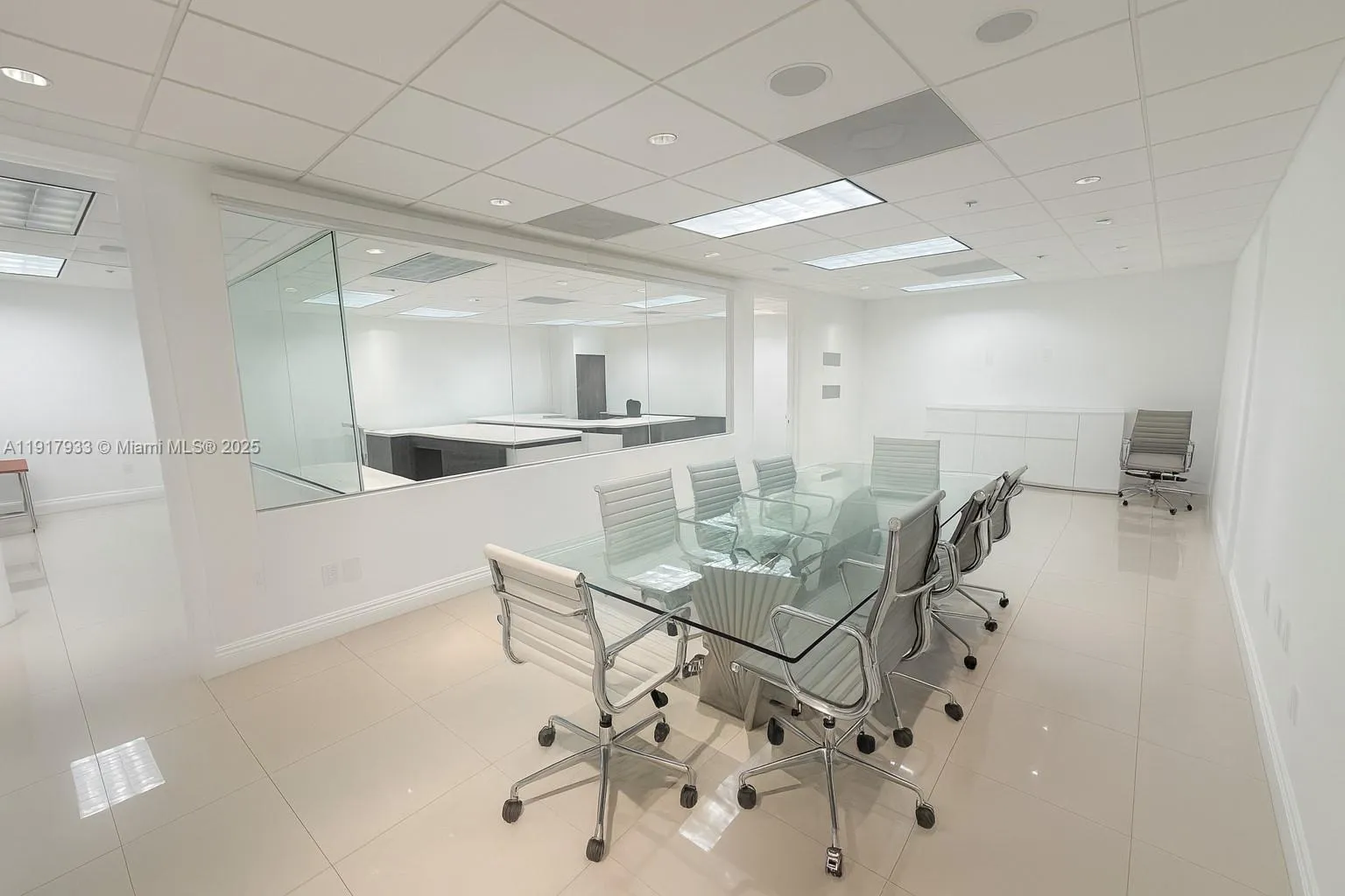 1000 5th St 304, Miami Beach, Florida 33139, Miami Beach, Florida 33139, ,Commercial Lease,For Rent,1000 5th St 304, Miami Beach, Florida 33139,A11917933