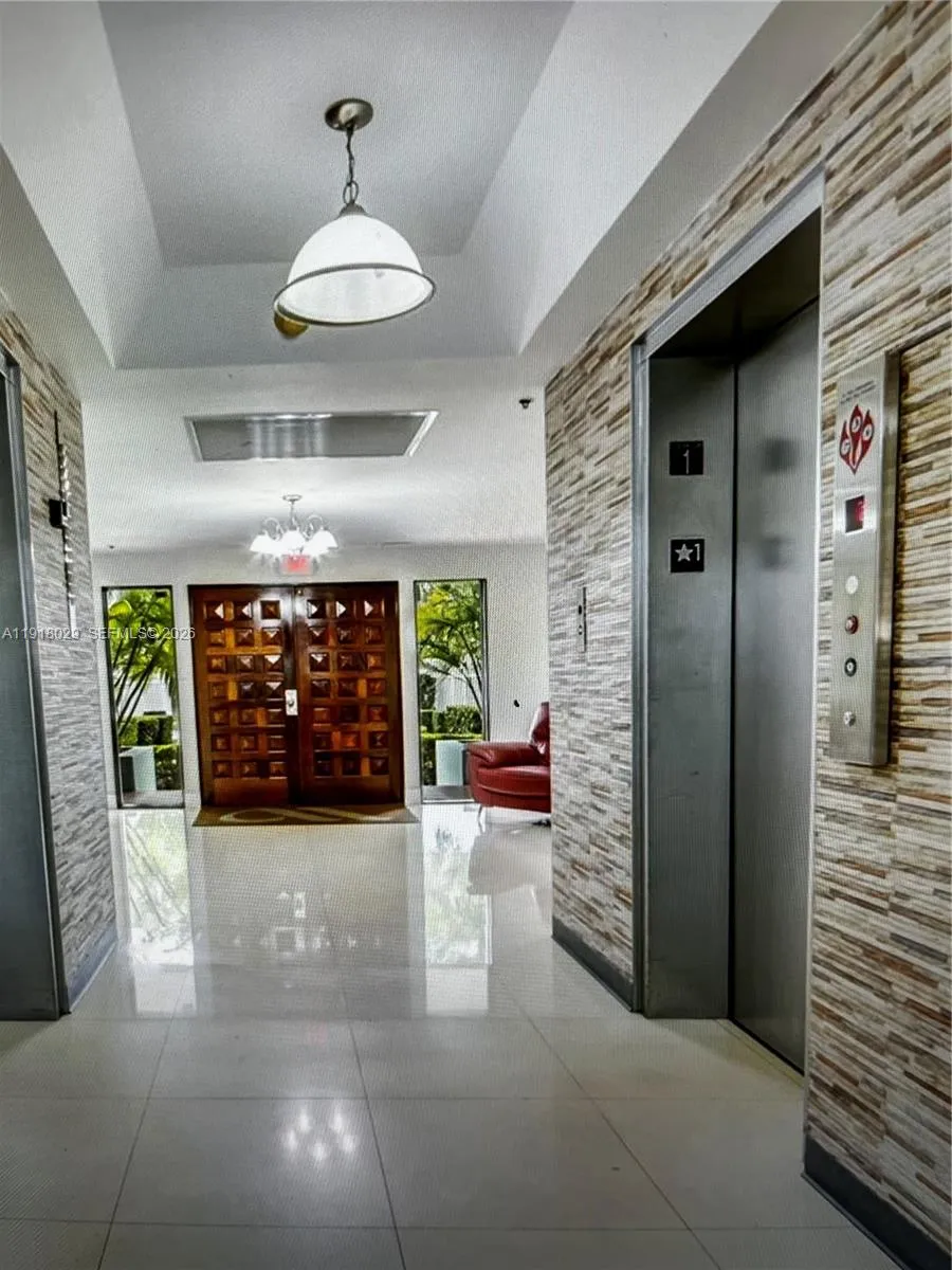 Hialeah, Florida 33012, 1 Bedroom Bedrooms, ,1 BathroomBathrooms,Residential Lease,For Rent,A11918029