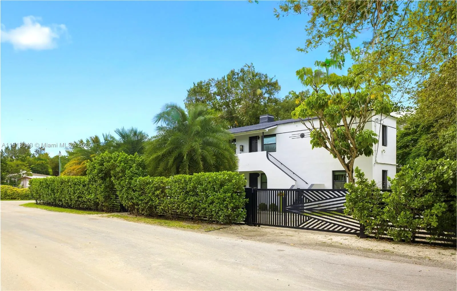 8270 Ne 1st Pl, Miami, Florida 33138, Miami, Florida 33138, ,Commercial Lease,For Rent,8270 Ne 1st Pl, Miami, Florida 33138,A11918043