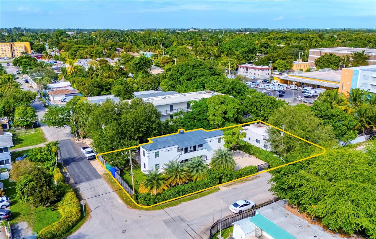 8270 Ne 1st Pl, Miami, Florida 33138, Miami, Florida 33138, ,Commercial Lease,For Rent,8270 Ne 1st Pl, Miami, Florida 33138,A11918043