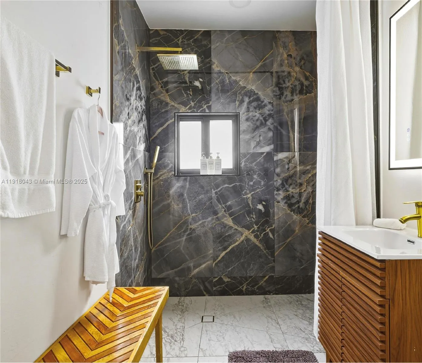 8270 Ne 1st Pl, Miami, Florida 33138, Miami, Florida 33138, ,Commercial Lease,For Rent,8270 Ne 1st Pl, Miami, Florida 33138,A11918043