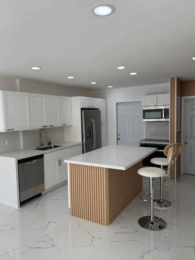 15201 Ne 6th Ave C312, Miami, Florida 33162, Miami, Florida 33162, 2 Bedrooms Bedrooms, ,2 BathroomsBathrooms,Residential Lease,For Rent,15201 Ne 6th Ave C312, Miami, Florida 33162,A11917542 15201 Ne 6th Ave C312, Miami, Florida 33162, Miami, Florida 33162, 2 Bedrooms Bedrooms, ,2 BathroomsBathrooms,Residential Lease,For Rent,15201 Ne 6th Ave C312, Miami, Florida 33162,A11917542