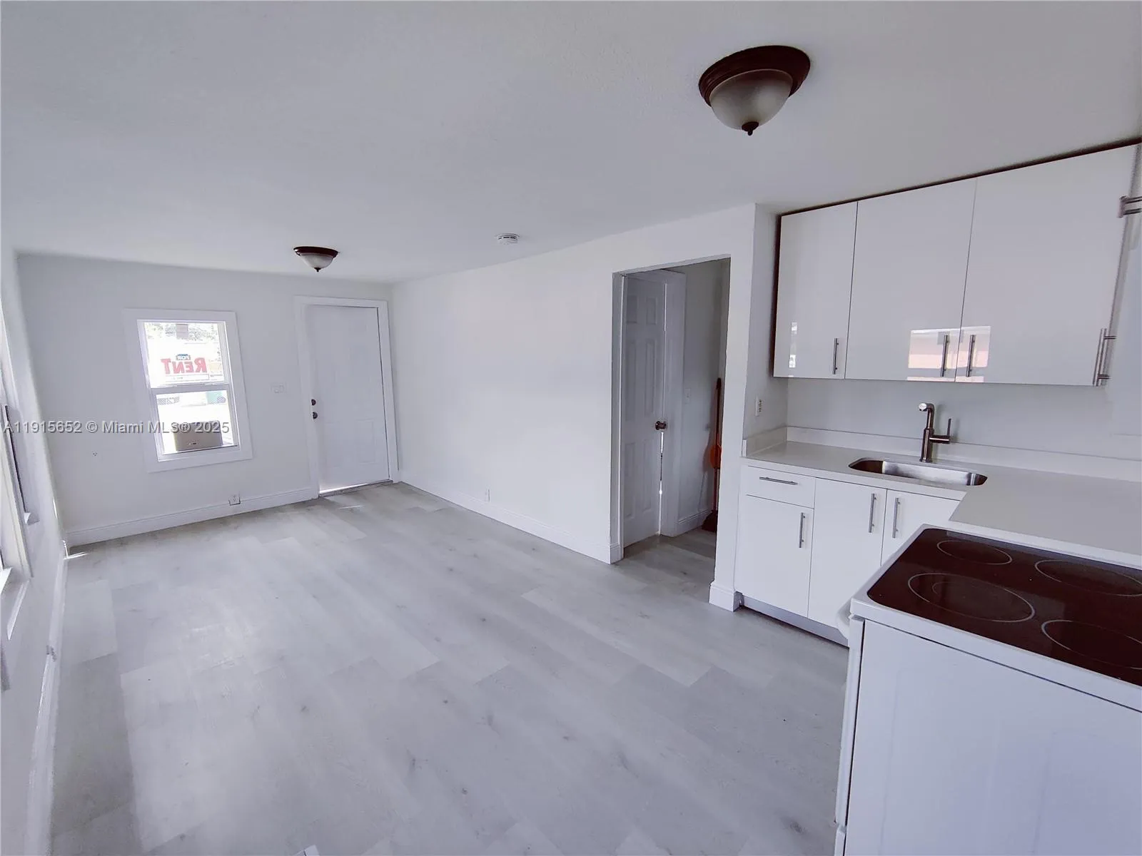 2103 Nw 57th St, Miami, Florida 33142, Miami, Florida 33142, ,Residential Income,For Sale,2103 Nw 57th St, Miami, Florida 33142,A11915652