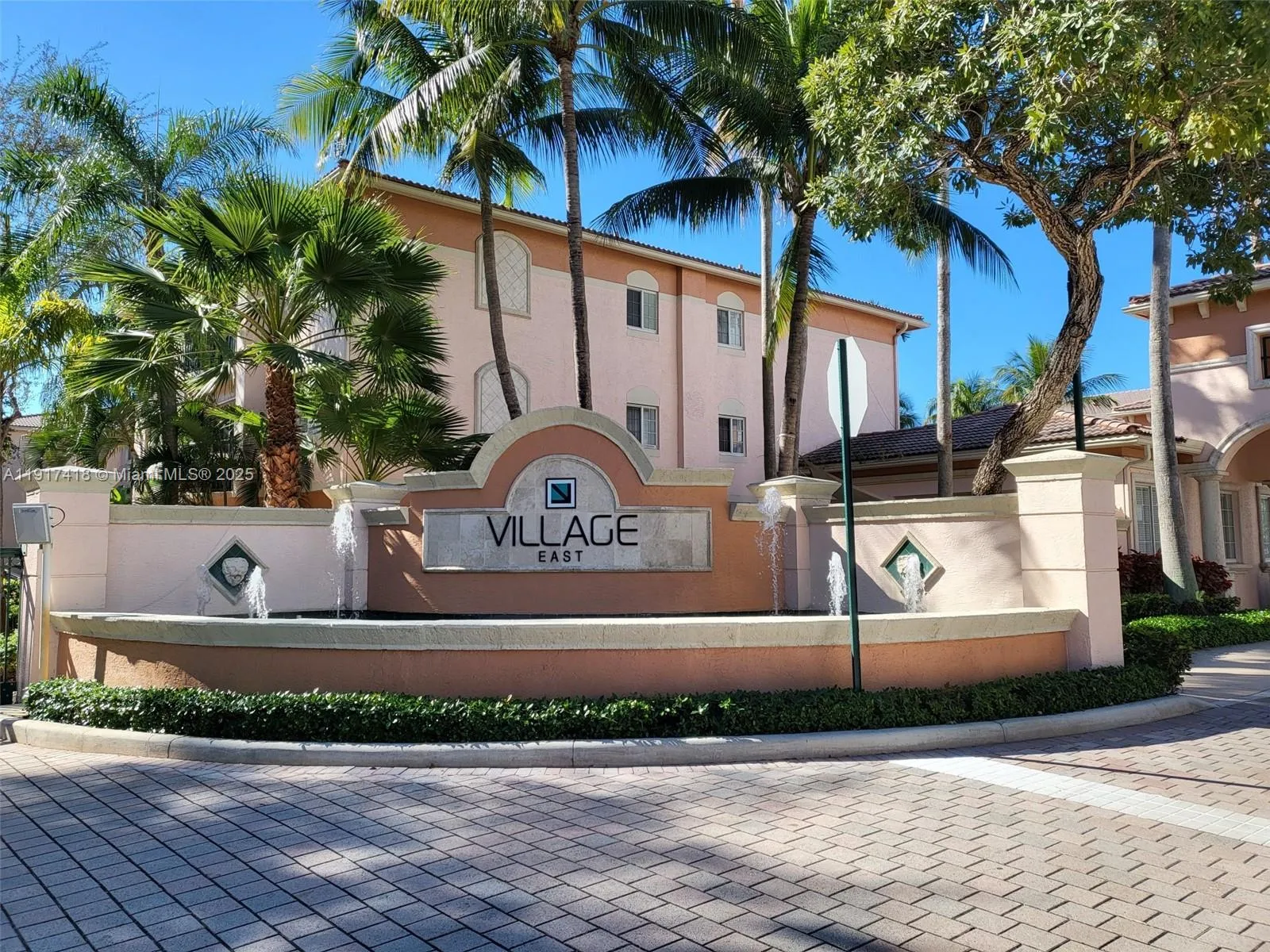 2015 Se 10th Ave 130, Fort Lauderdale, Florida 333, Fort Lauderdale, Florida 33316, 1 Bedroom Bedrooms, ,1 BathroomBathrooms,Residential,For Sale,2015 Se 10th Ave 130, Fort Lauderdale, Florida 333,A11917418