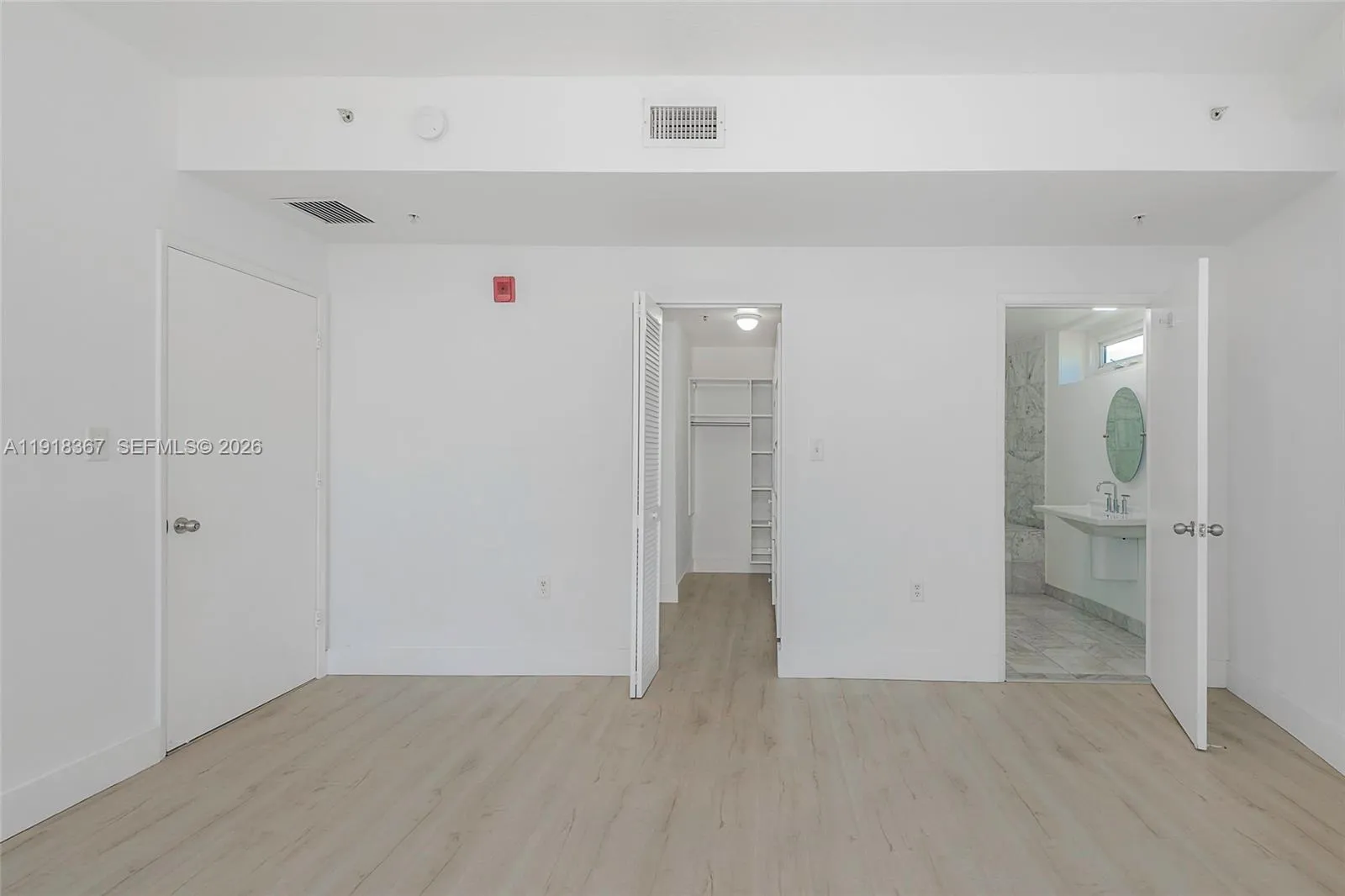 6580 Indian Creek Dr 310, Miami Beach, Florida 331, Miami Beach, Florida 33141, 2 Bedrooms Bedrooms, ,2 BathroomsBathrooms,Residential,For Sale,6580 Indian Creek Dr 310, Miami Beach, Florida 331,A11918367