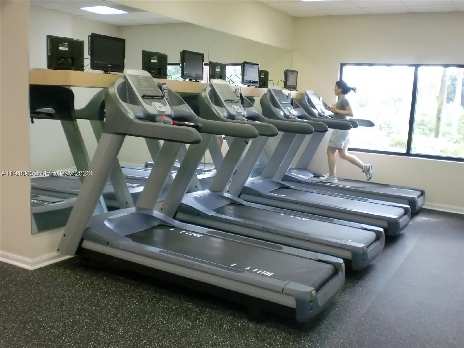 2333 Brickell Ave 2215, Miami, Florida 33129, Miami, Florida 33129, 2 Bedrooms Bedrooms, ,2 BathroomsBathrooms,Residential Lease,For Rent,2333 Brickell Ave 2215, Miami, Florida 33129,A11916945