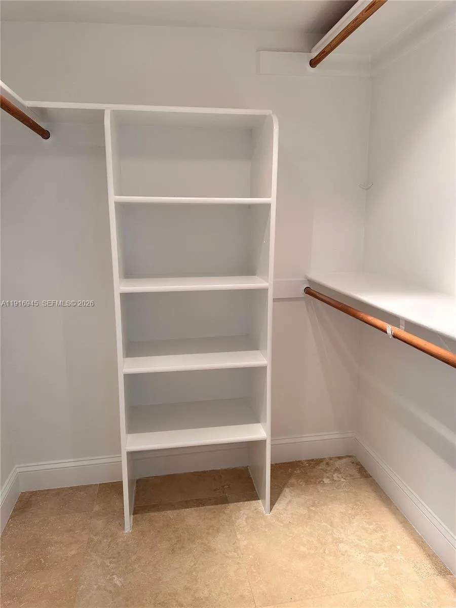 2333 Brickell Ave 2215, Miami, Florida 33129, Miami, Florida 33129, 2 Bedrooms Bedrooms, ,2 BathroomsBathrooms,Residential Lease,For Rent,2333 Brickell Ave 2215, Miami, Florida 33129,A11916945