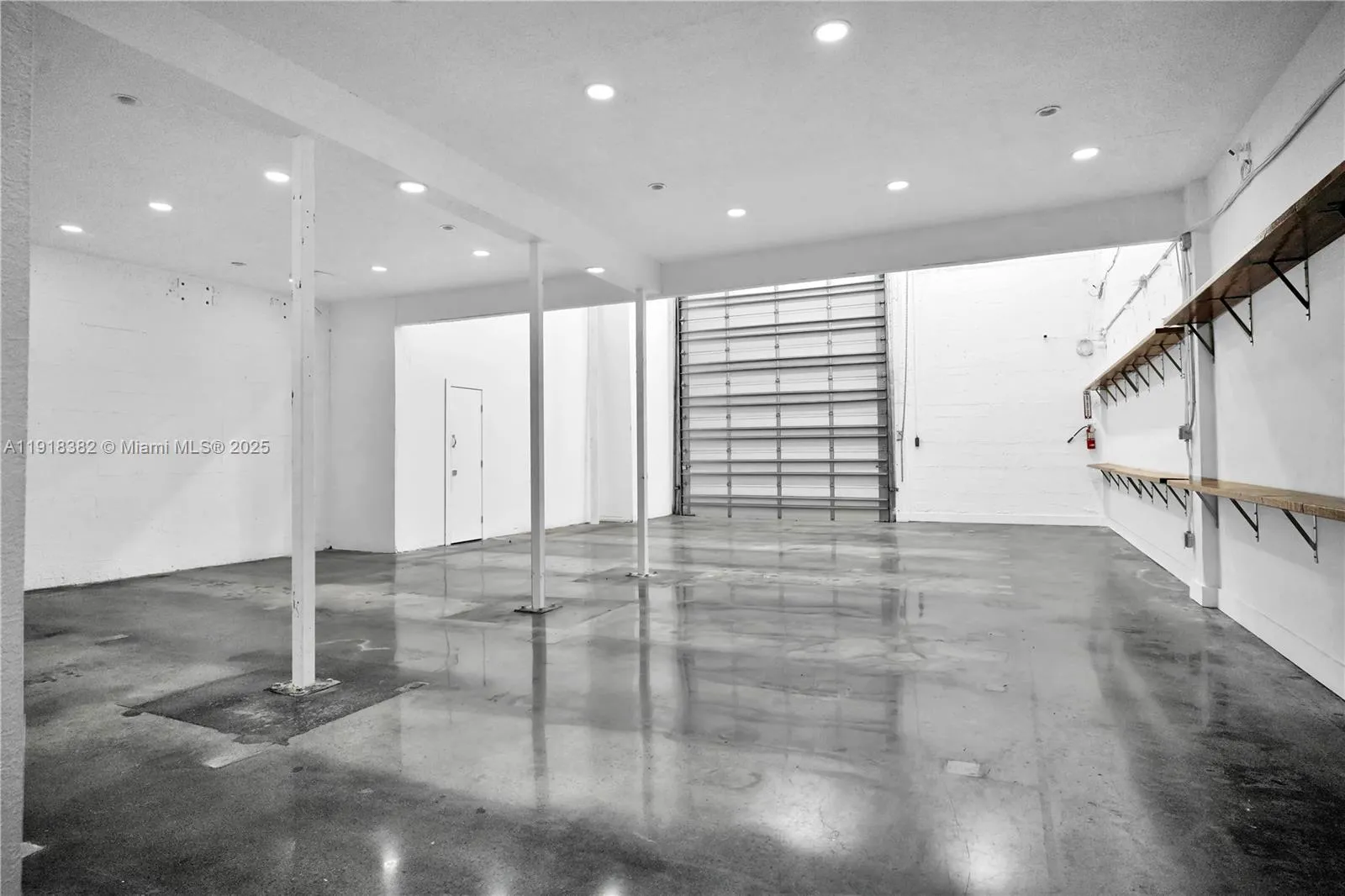 7311 Nw 12th St 29, Miami, Florida 33126, Miami, Florida 33126, ,Commercial Sale,For Sale,7311 Nw 12th St 29, Miami, Florida 33126,A11918382
