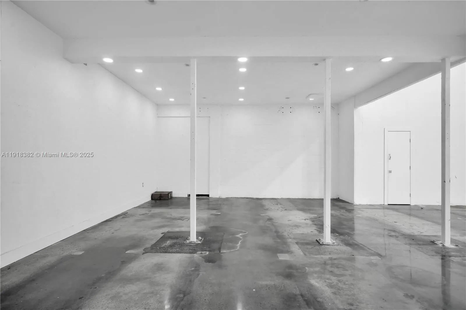 7311 Nw 12th St 29, Miami, Florida 33126, Miami, Florida 33126, ,Commercial Sale,For Sale,7311 Nw 12th St 29, Miami, Florida 33126,A11918382