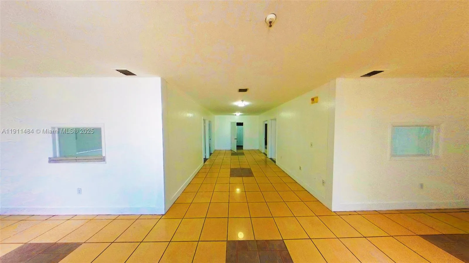 3171 E 11th Ave 3171, Hialeah, Florida 33013, Hialeah, Florida 33013, ,Commercial Lease,For Rent,3171 E 11th Ave 3171, Hialeah, Florida 33013,A11911484