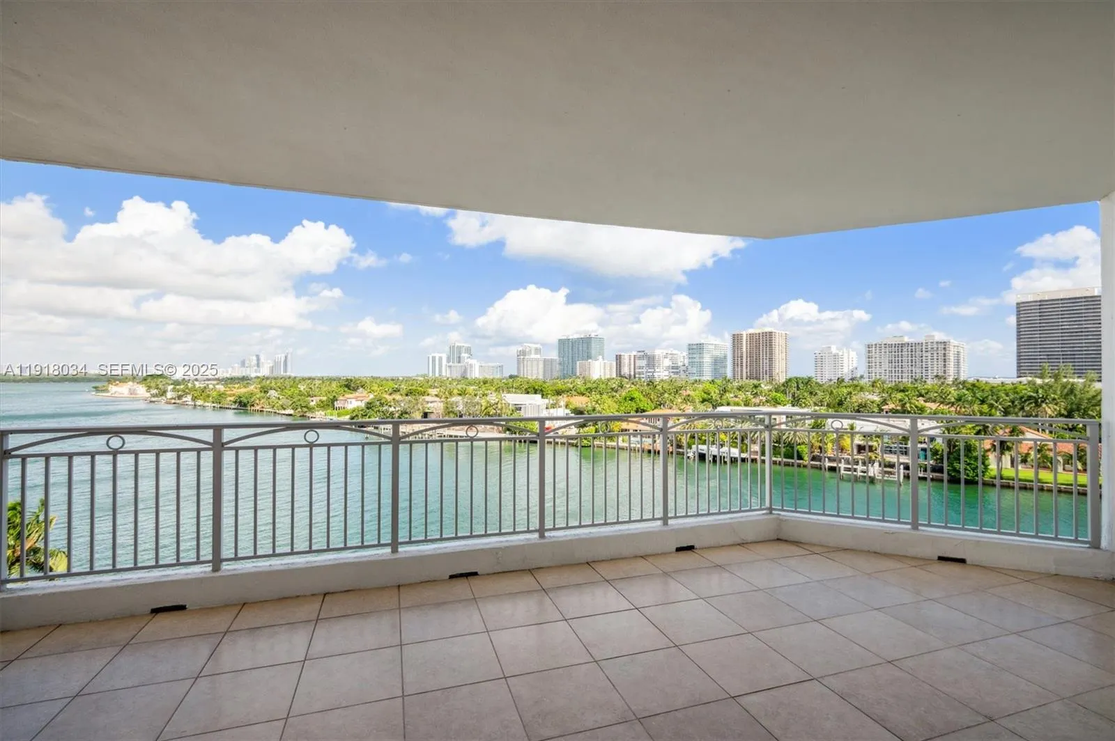 9751 E Bay Harbor Dr 7a, Bay Harbor Islands, Flori, Bay Harbor Islands, Florida 33154, 2 Bedrooms Bedrooms, ,2 BathroomsBathrooms,Residential,For Sale,9751 E Bay Harbor Dr 7a, Bay Harbor Islands, Flori,A11918034