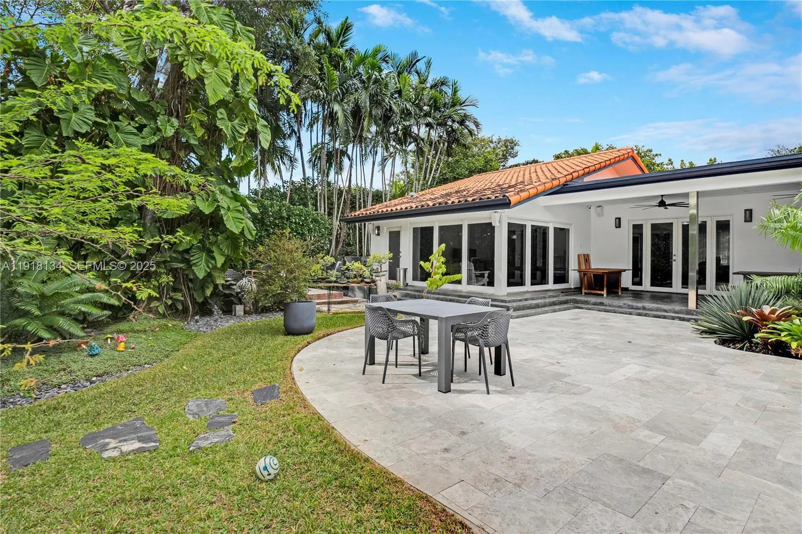 259 E Shore Dr, Miami, Florida 33133, Miami, Florida 33133, 4 Bedrooms Bedrooms, ,3 BathroomsBathrooms,Residential,For Sale,259 E Shore Dr, Miami, Florida 33133,A11918134