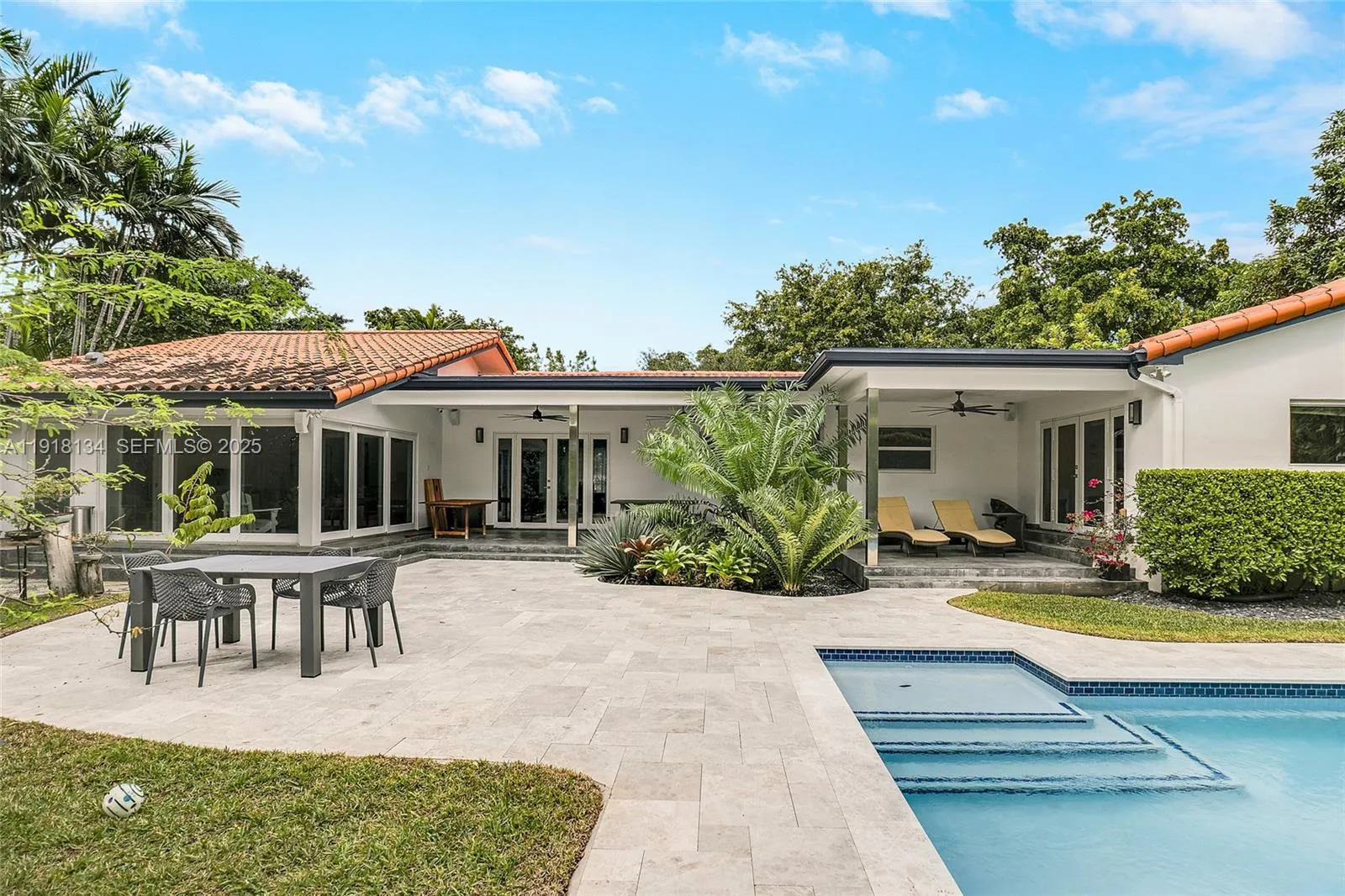 259 E Shore Dr, Miami, Florida 33133, Miami, Florida 33133, 4 Bedrooms Bedrooms, ,3 BathroomsBathrooms,Residential,For Sale,259 E Shore Dr, Miami, Florida 33133,A11918134