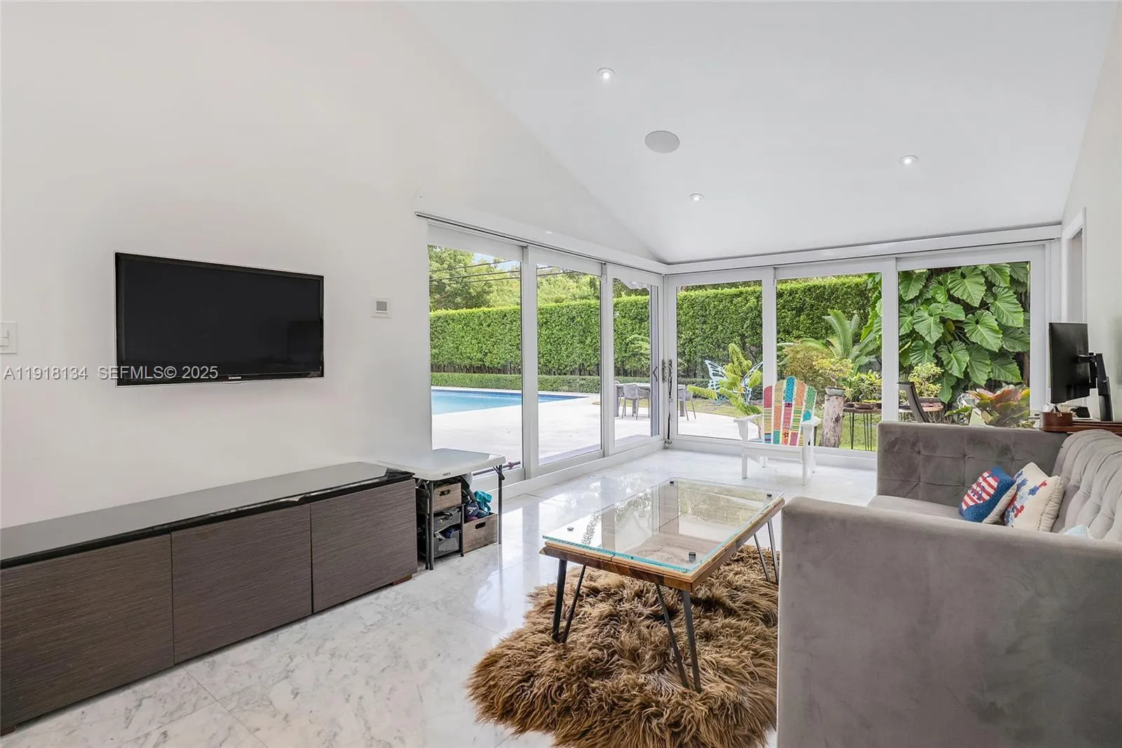 259 E Shore Dr, Miami, Florida 33133, Miami, Florida 33133, 4 Bedrooms Bedrooms, ,3 BathroomsBathrooms,Residential,For Sale,259 E Shore Dr, Miami, Florida 33133,A11918134