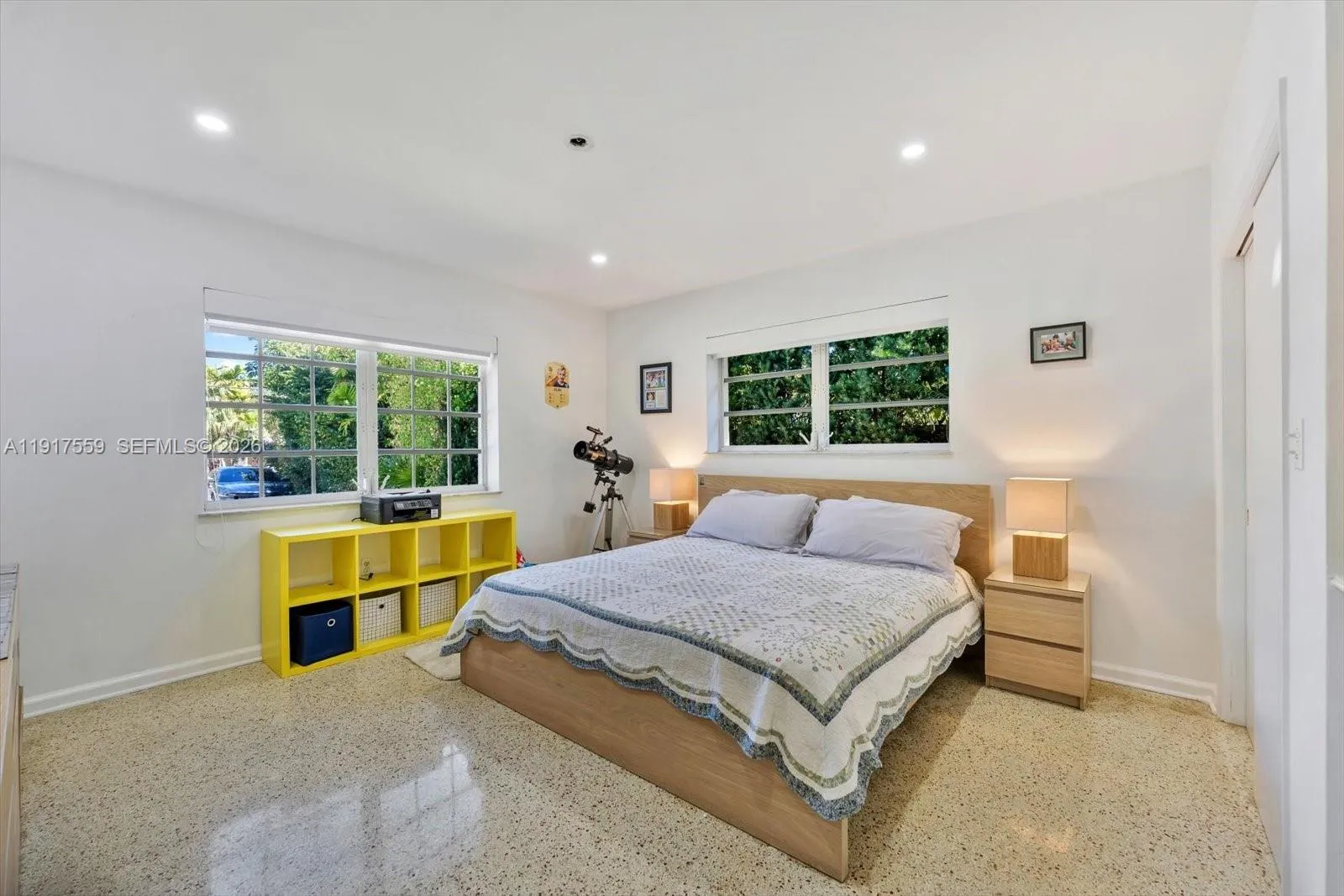 700 S Shore Dr, Miami Beach, Florida 33141, Miami Beach, Florida 33141, 2 Bedrooms Bedrooms, ,2 BathroomsBathrooms,Residential,For Sale,700 S Shore Dr, Miami Beach, Florida 33141,A11917559