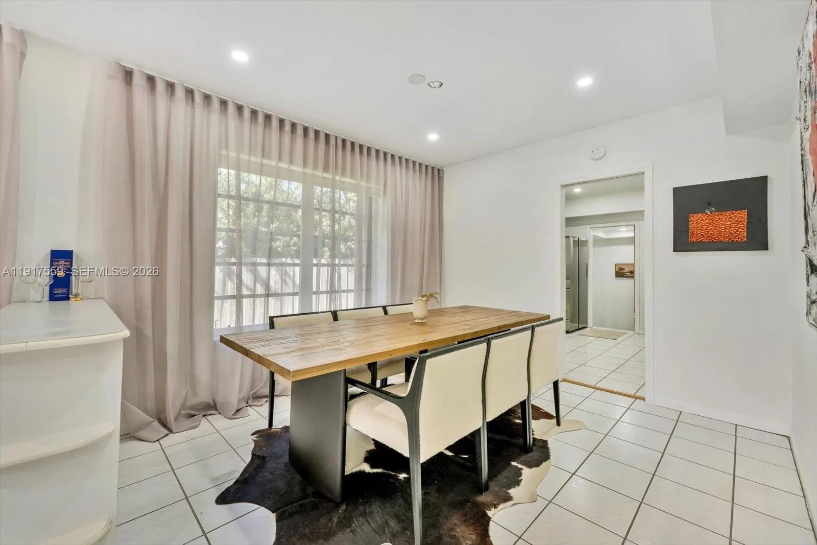 700 S Shore Dr, Miami Beach, Florida 33141, Miami Beach, Florida 33141, 2 Bedrooms Bedrooms, ,2 BathroomsBathrooms,Residential,For Sale,700 S Shore Dr, Miami Beach, Florida 33141,A11917559