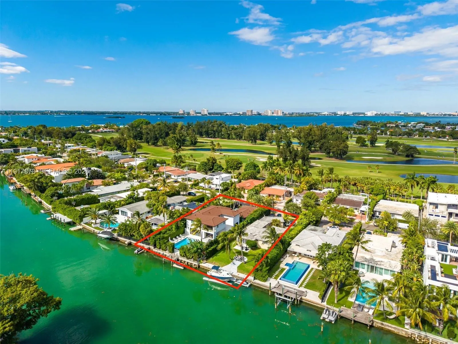 710 + 700 S Shore Dr, Miami Beach, Florida 33141, Miami Beach, Florida 33141, 7 Bedrooms Bedrooms, ,7 BathroomsBathrooms,Residential,For Sale,710 + 700 S Shore Dr, Miami Beach, Florida 33141,A11917878