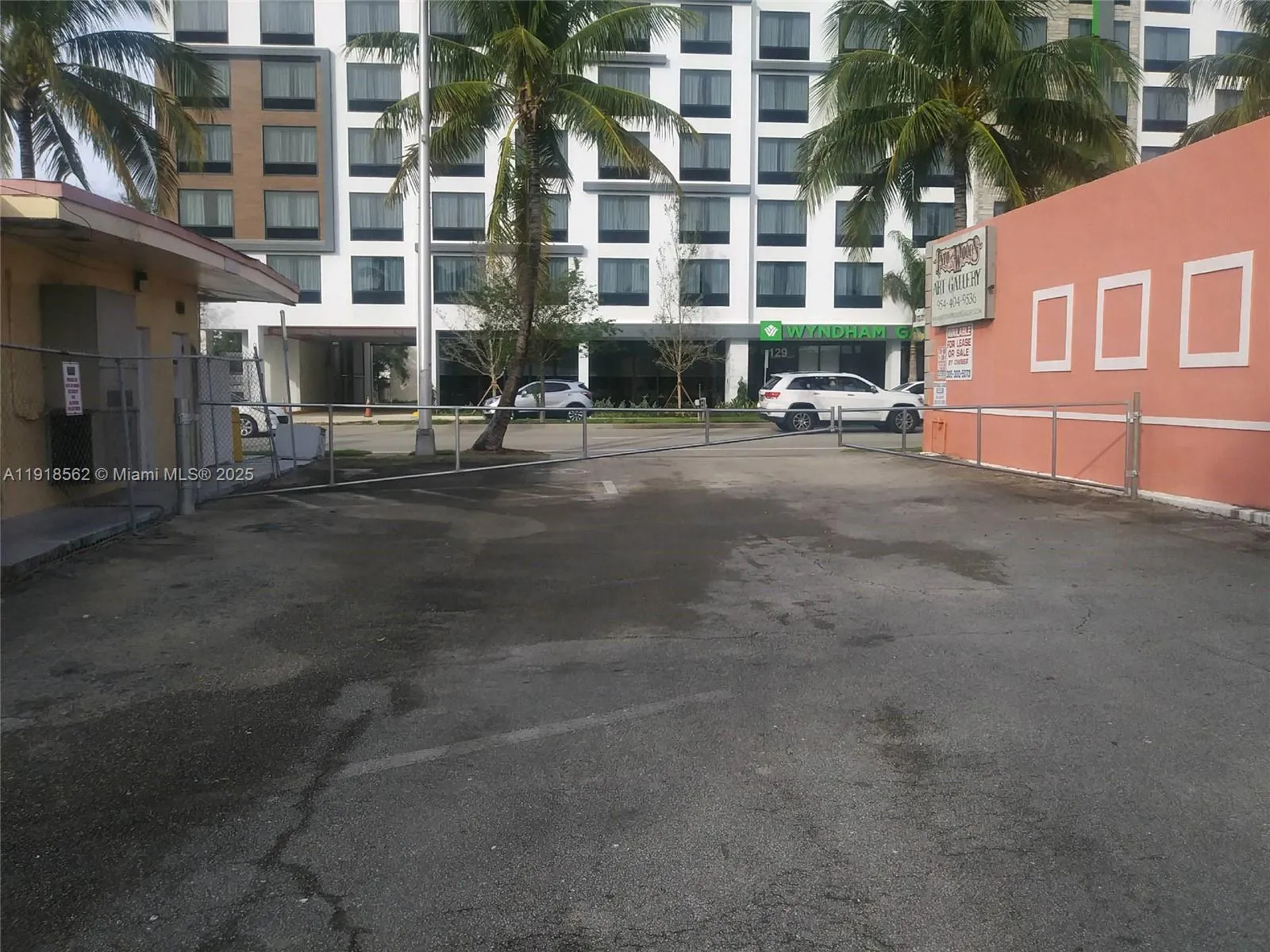 138 N Federal Hwy, Dania Beach, Florida 33004, Dania Beach, Florida 33004, ,Commercial Sale,For Sale,138 N Federal Hwy, Dania Beach, Florida 33004,A11918562