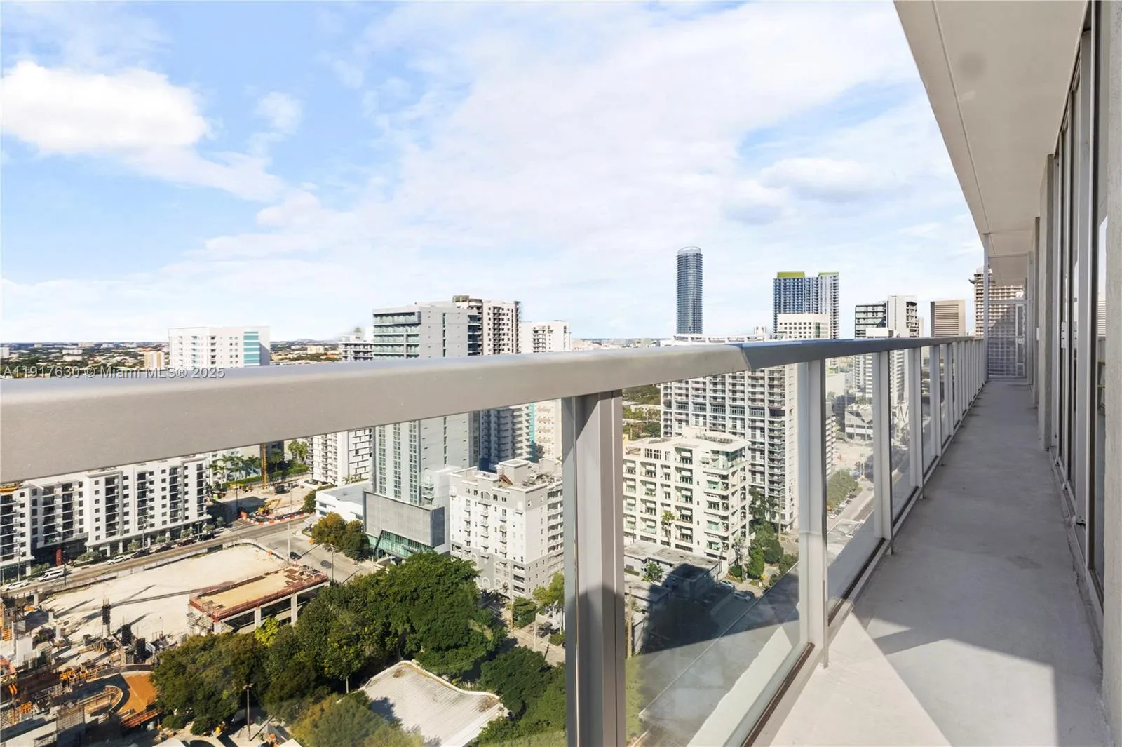 79 Sw 12th St 2701-s, Miami, Florida 33130, Miami, Florida 33130, 2 Bedrooms Bedrooms, ,2 BathroomsBathrooms,Residential,For Sale,79 Sw 12th St 2701-s, Miami, Florida 33130,A11917630