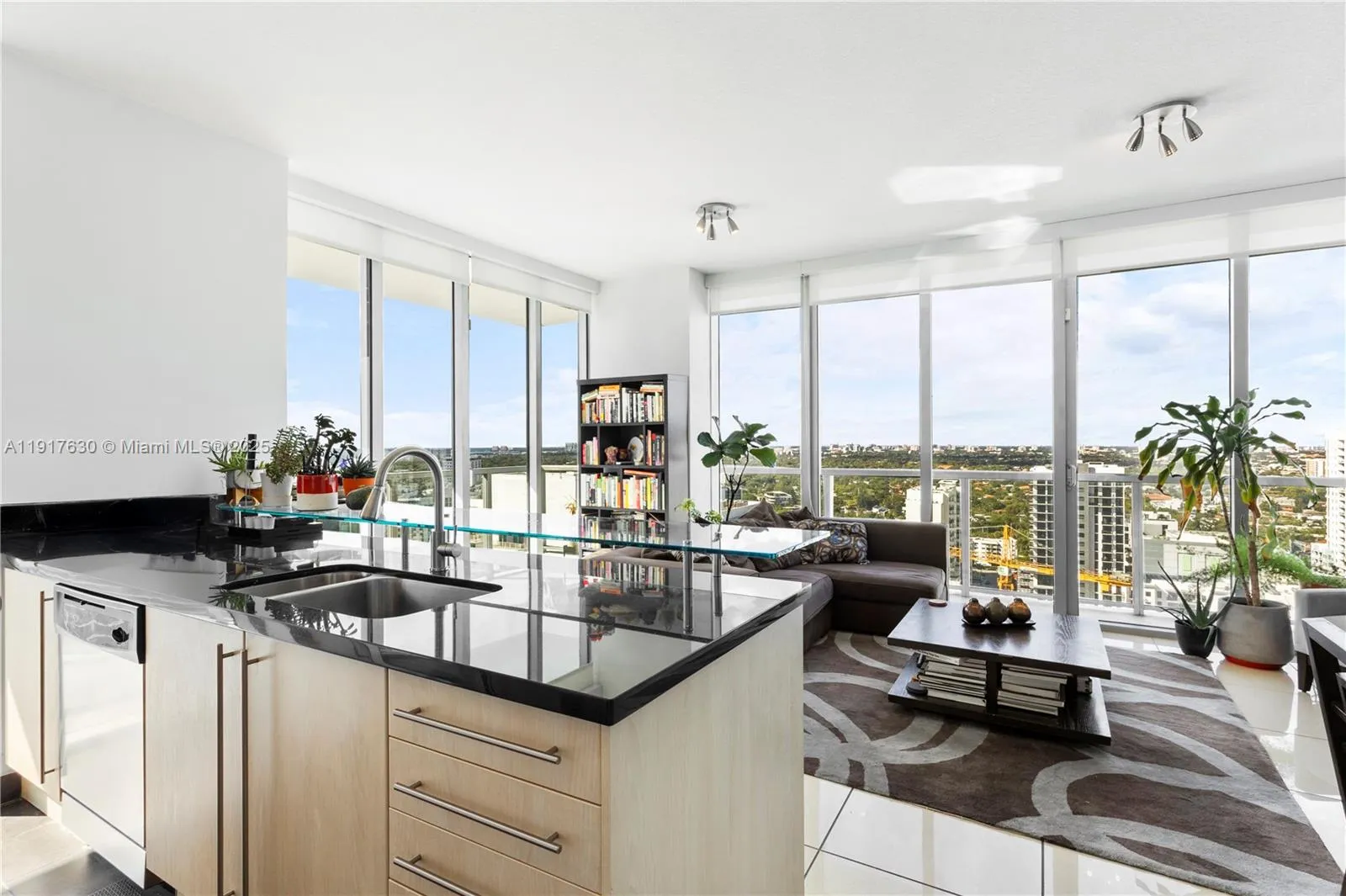 79 Sw 12th St 2701-s, Miami, Florida 33130, Miami, Florida 33130, 2 Bedrooms Bedrooms, ,2 BathroomsBathrooms,Residential,For Sale,79 Sw 12th St 2701-s, Miami, Florida 33130,A11917630