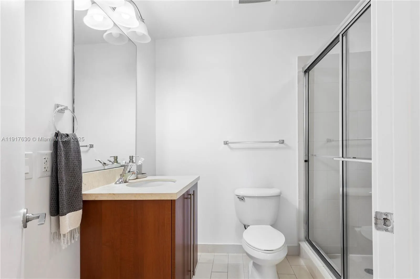 79 Sw 12th St 2701-s, Miami, Florida 33130, Miami, Florida 33130, 2 Bedrooms Bedrooms, ,2 BathroomsBathrooms,Residential,For Sale,79 Sw 12th St 2701-s, Miami, Florida 33130,A11917630