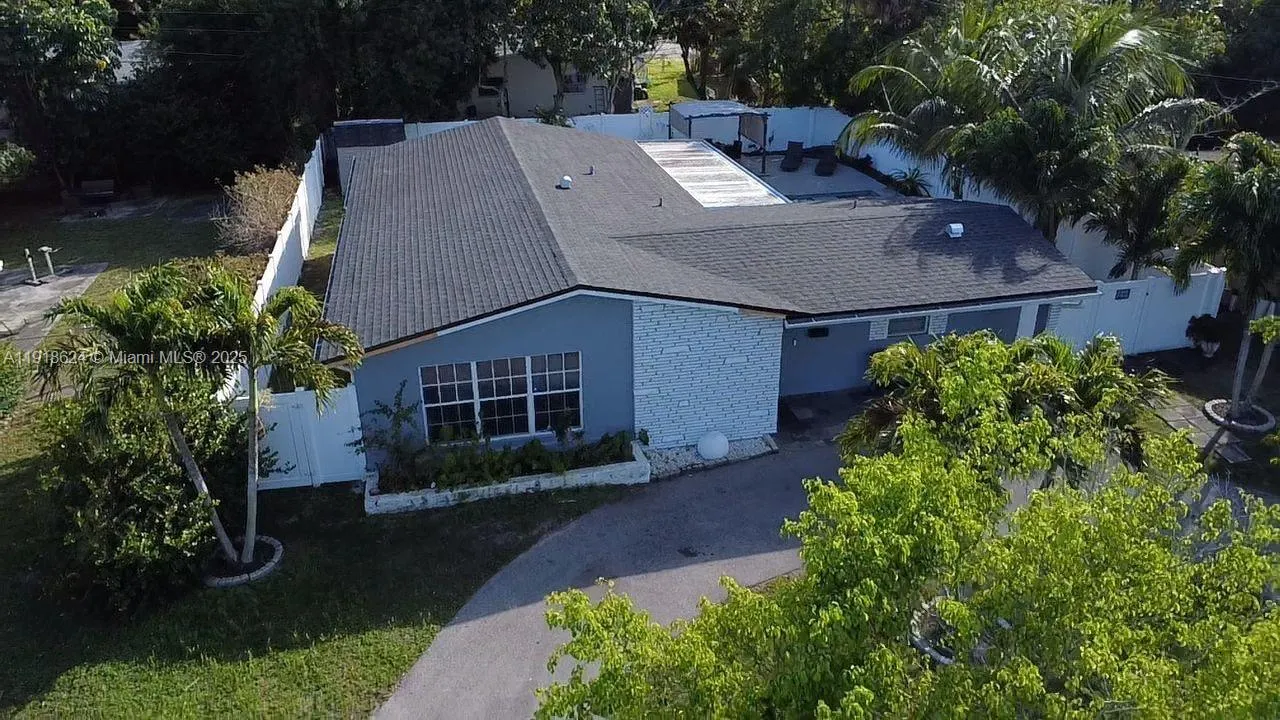 4420 Nw 30th Ct, Lauderdale Lakes, Florida 33313, Lauderdale Lakes, Florida 33313, 3 Bedrooms Bedrooms, ,2 BathroomsBathrooms,Residential Lease,For Rent,4420 Nw 30th Ct, Lauderdale Lakes, Florida 33313,A11918624