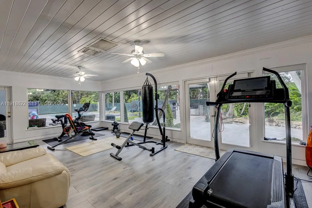 8290 Sunset Dr, Miami, Florida 33143, Miami, Florida 33143, 3 Bedrooms Bedrooms, ,3 BathroomsBathrooms,Residential,For Sale,8290 Sunset Dr, Miami, Florida 33143,A11918622